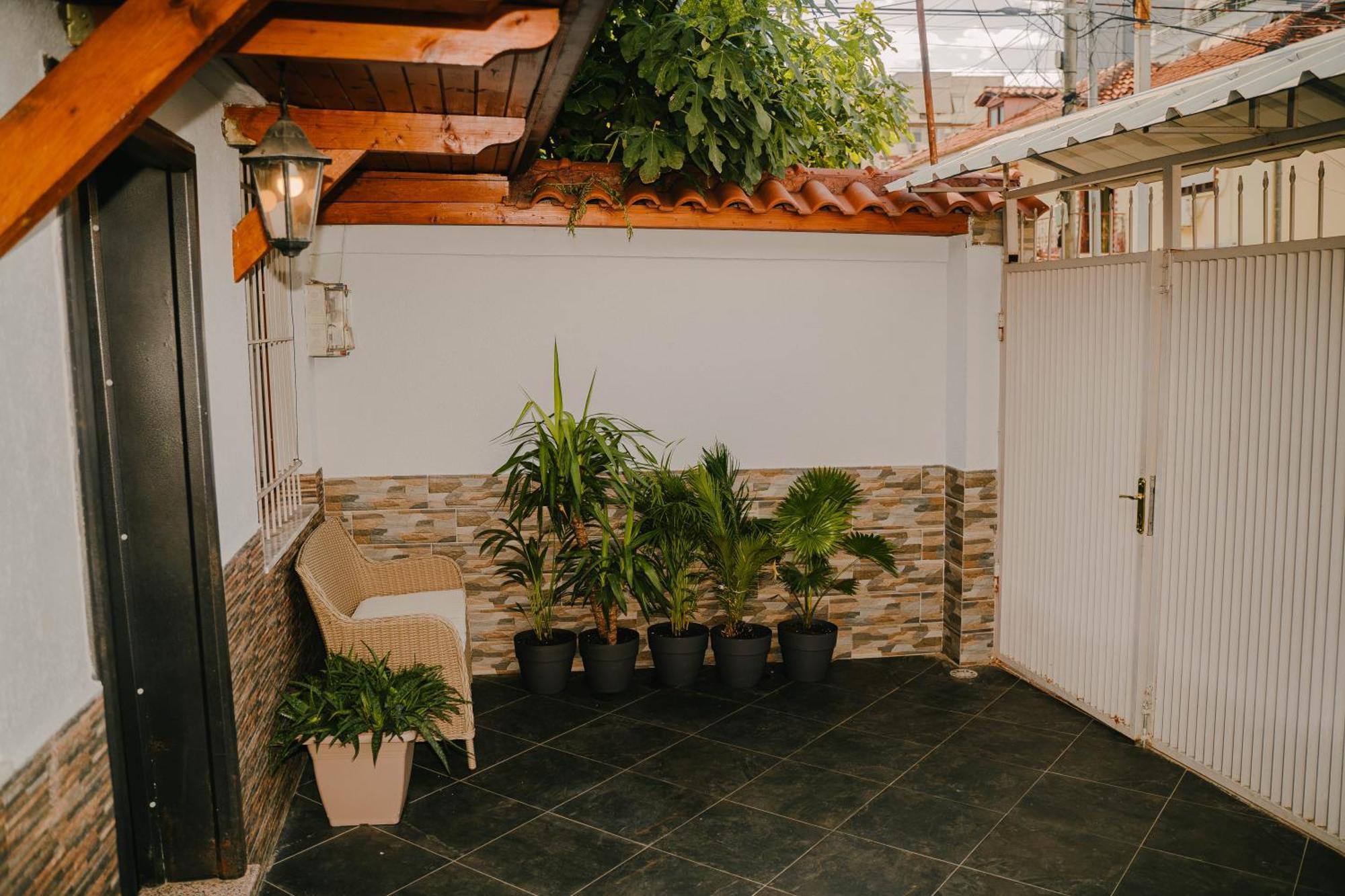 Peaceful Villa In New Bazaar Tiranë Ngoại thất bức ảnh
